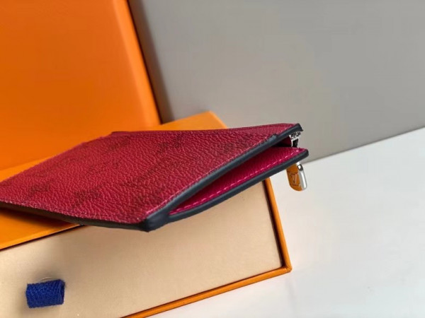 l**is V*t*n coin card holder