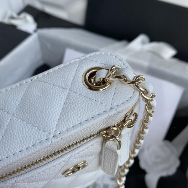 CL VANITY CASE
