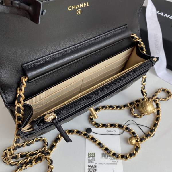 CL CHAIN WALLET