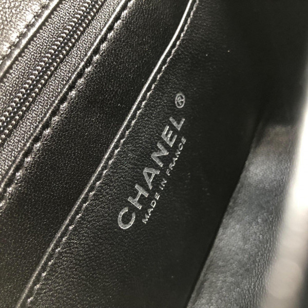 CL FLAP BAG 17CM
