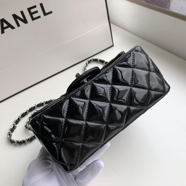 CL FLAP BAG 17CM