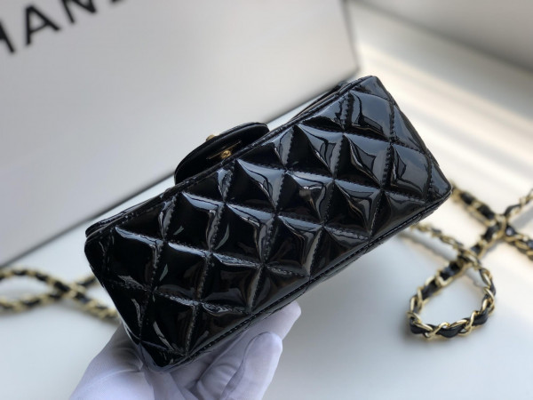 CL FLAP BAG 17CM