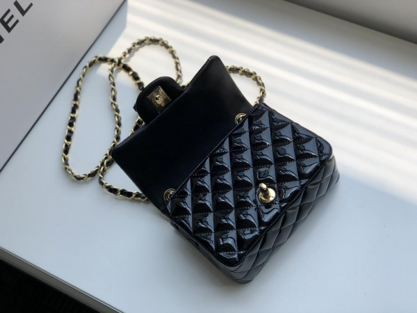 CL FLAP BAG 17CM
