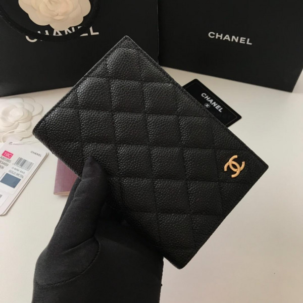 CL PASSPORT HOLDER
