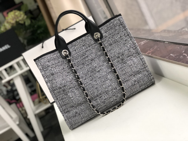 CL TOTE BAG