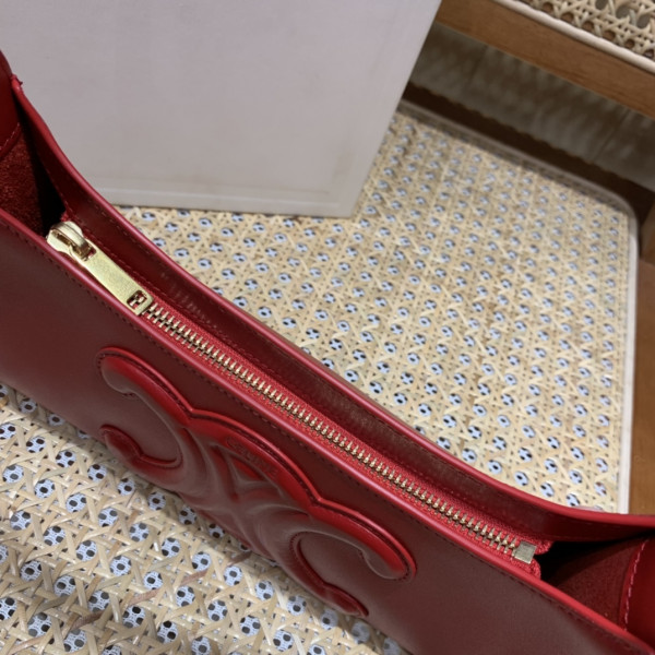 Ce**e shoulder bag cuir triomphe