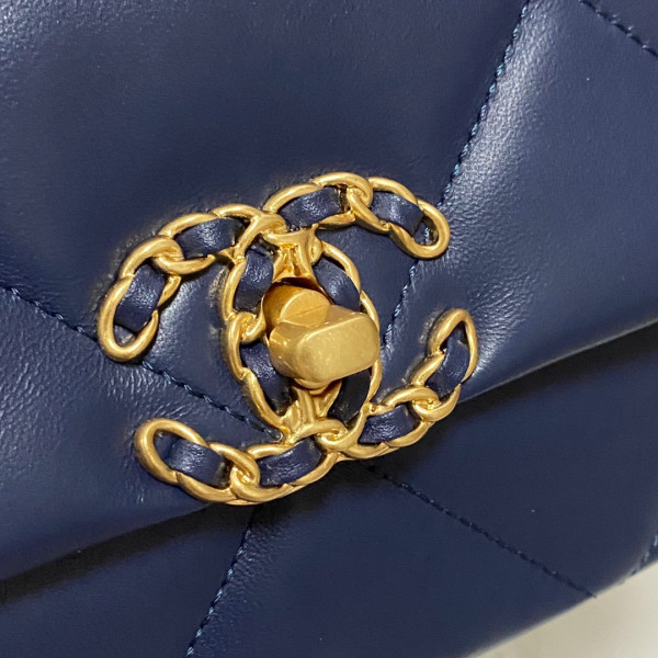 CL 19 FLAP BAG