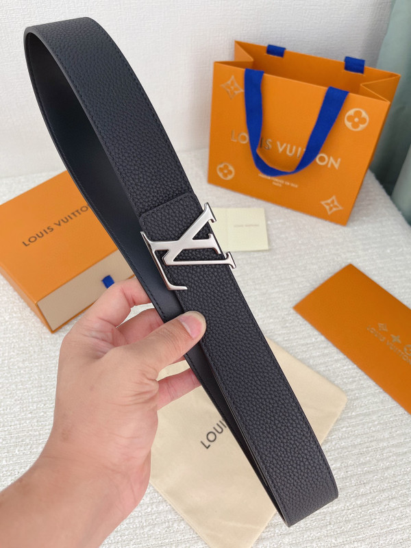 l**is V*t*n belt