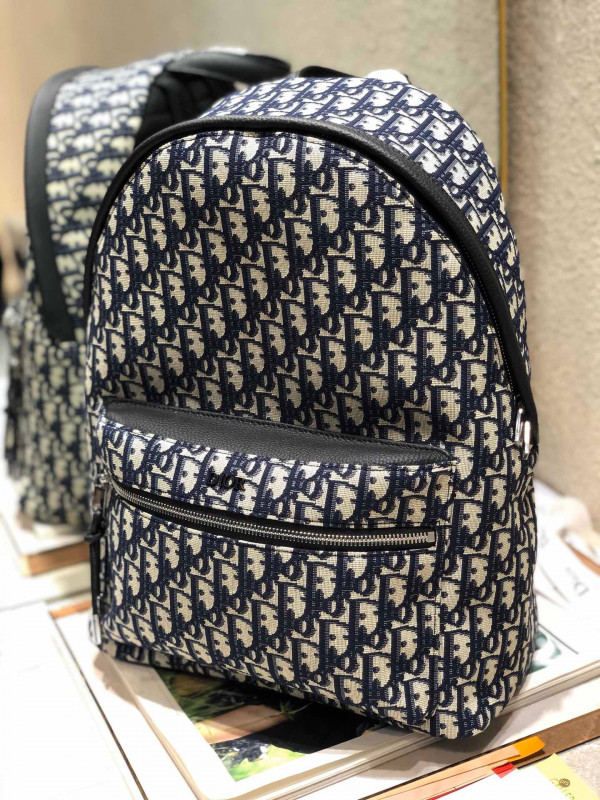 D*or oblique backpack