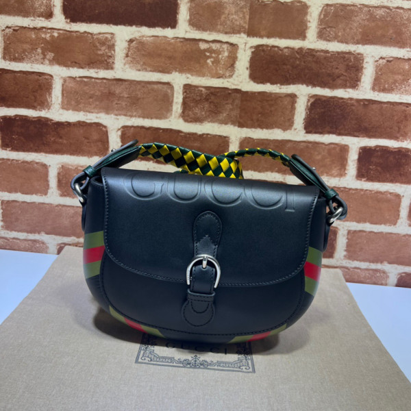 G*u*i small shoulder bag with logo