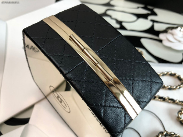 CL VANITY BOX
