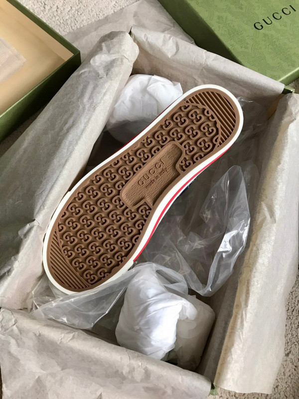 G*u*i tennis 1977 sneaker