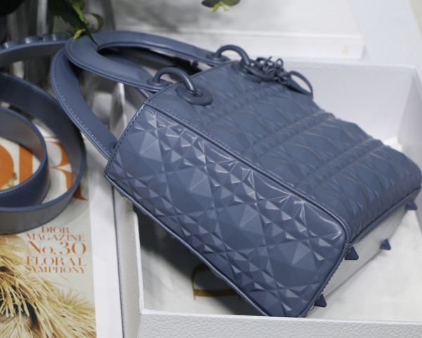 lady D*or small-20-16.5-8cm