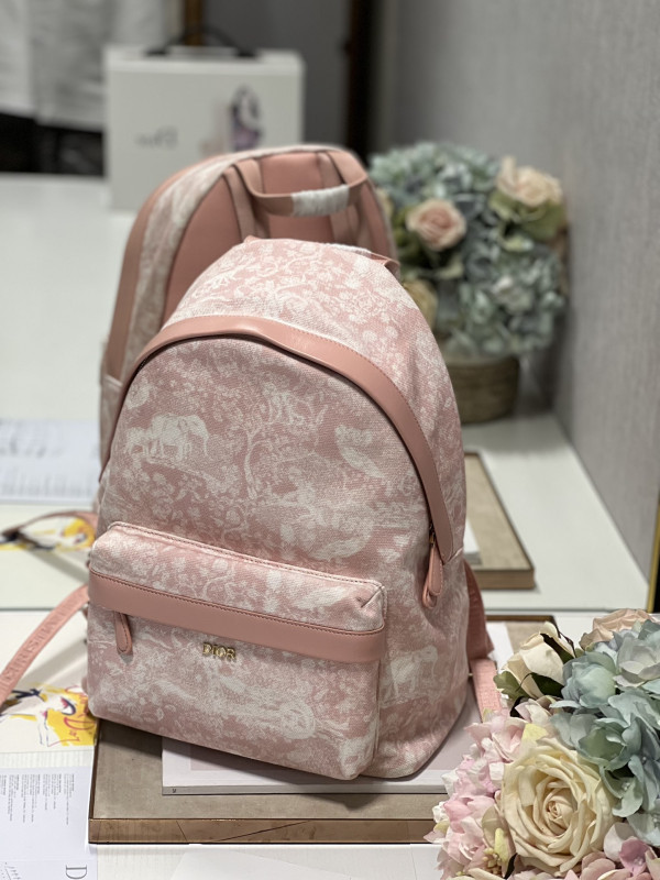 D*or backpack