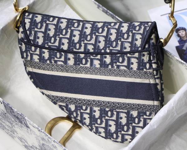 D*or saddle bag