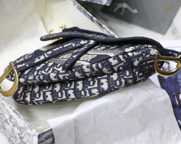 D*or saddle bag