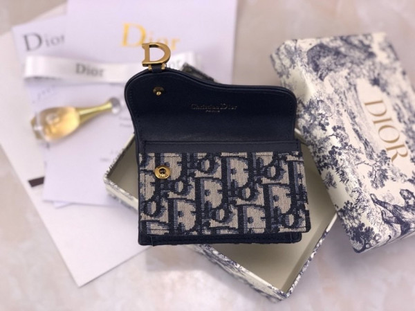 D*or wallet