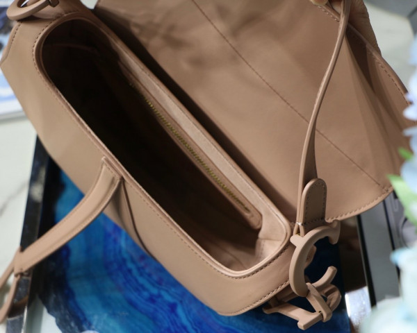 D*or saddle bag