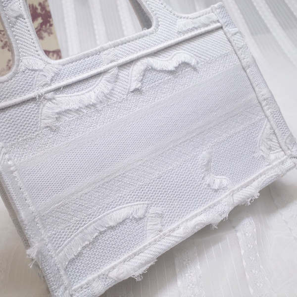 mini D*or book tote