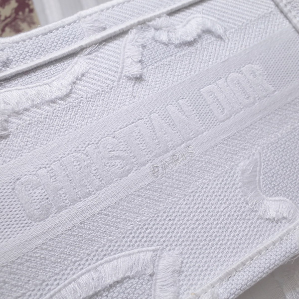 mini D*or book tote