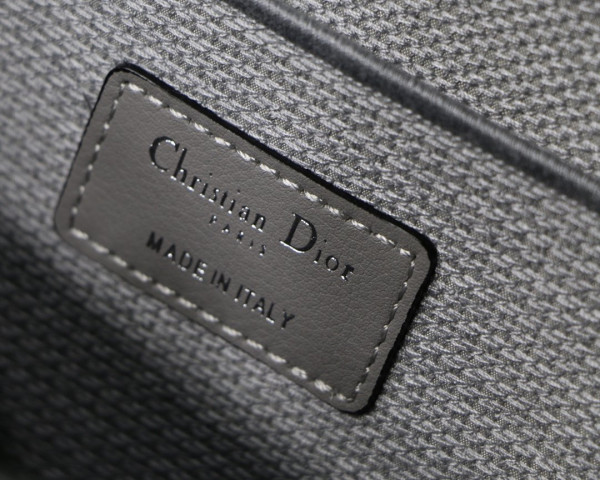 D*or vanity case-24-17-13.5cm