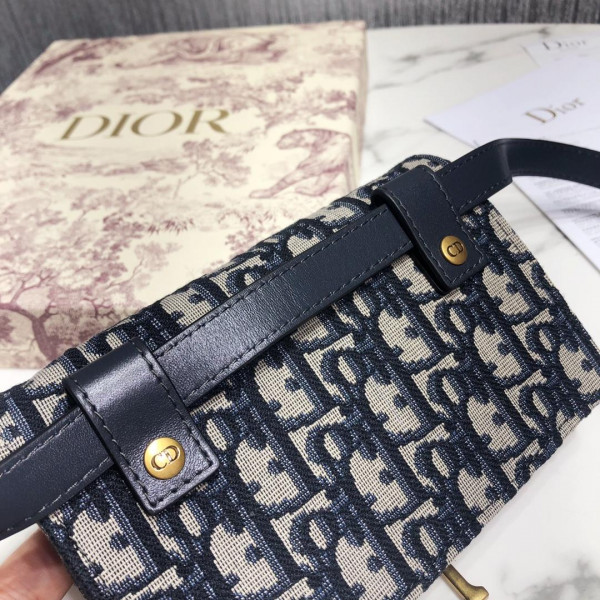 D*or oblique belt bag