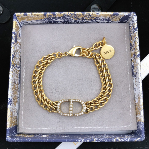 D*or necklace