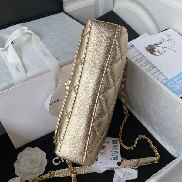 CL SMALL FLAP BAG