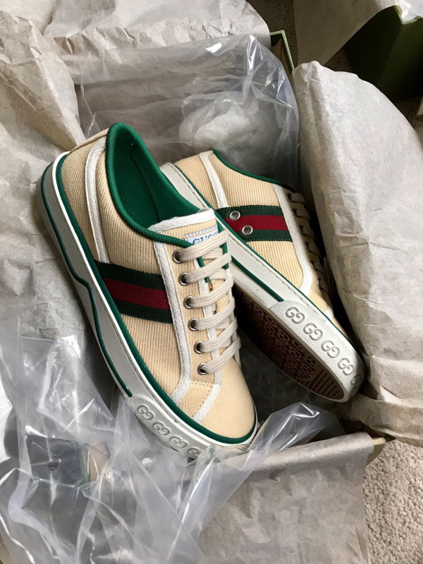 G*u*i tennis 1977 sneaker