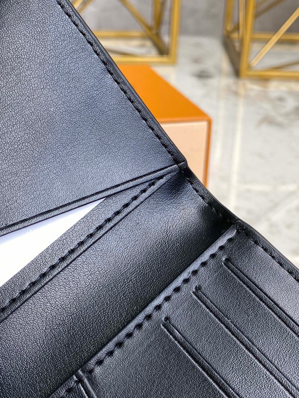 l**is V*t*n lvxnba pocket organizer
