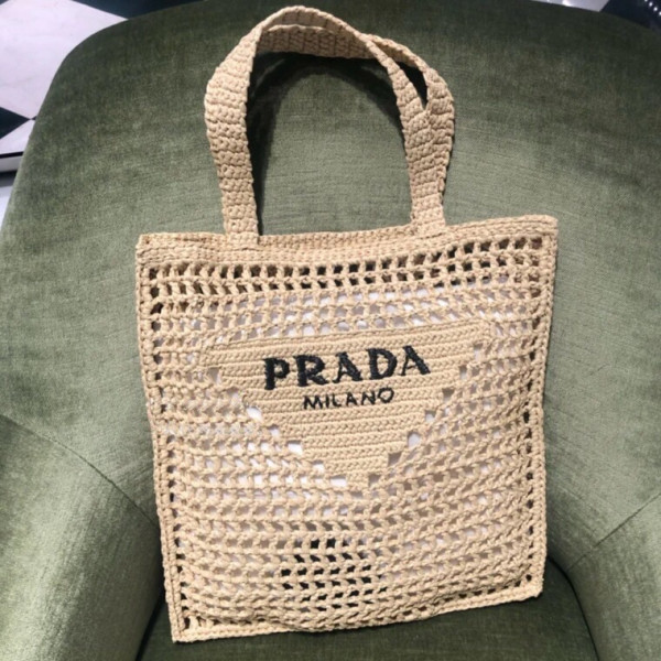 Pra*a raffia tote bag