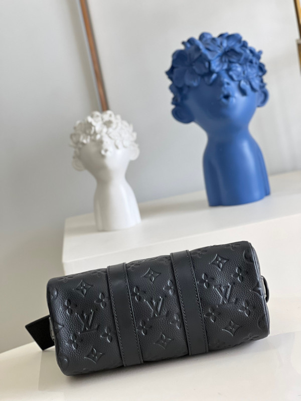 l**is V*t*n keepall bandouliÈre 25