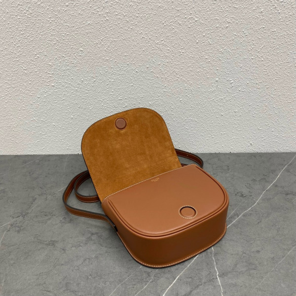 Ce**e folco cuir triomphe