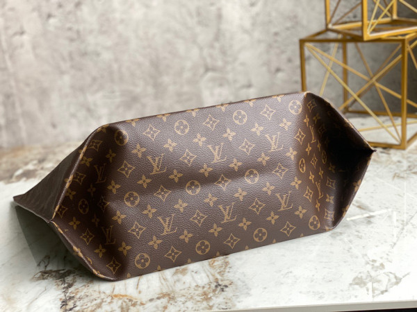 l**is V*t*n all-in medium tote bag