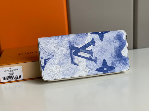l**is V*t*n zippy wallet