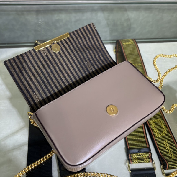 F**di wallet on chain with pouches
