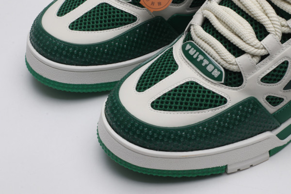 l**is V*t*n trainer sneaker