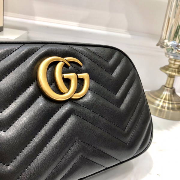 G*u*i gg marmont small matelassé shoulder bag