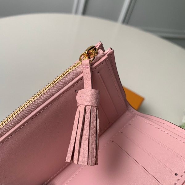 l**is V*t*n croisette compact wallet