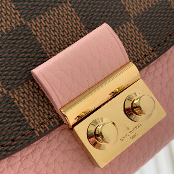 l**is V*t*n croisette compact wallet