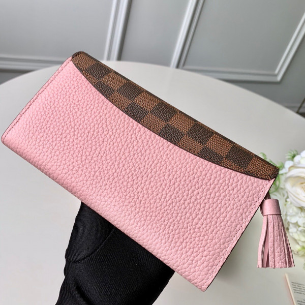 l**is V*t*n croisette wallet