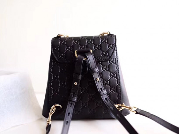 G*u*i padlock signature backpack
