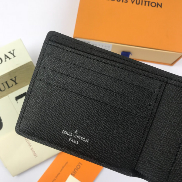 l**is V*t*n brazza wallet