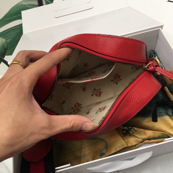 G*u*i gg messenger bag