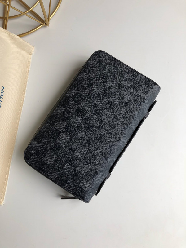 l**is V*t*n zippy xl wallet