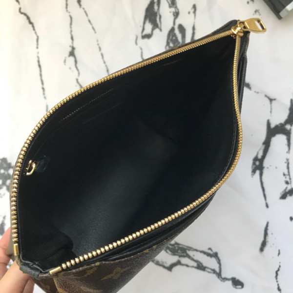l**is V*t*n pallas beauty case