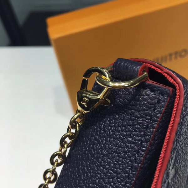 l**is V*t*n pochette fÉlicie