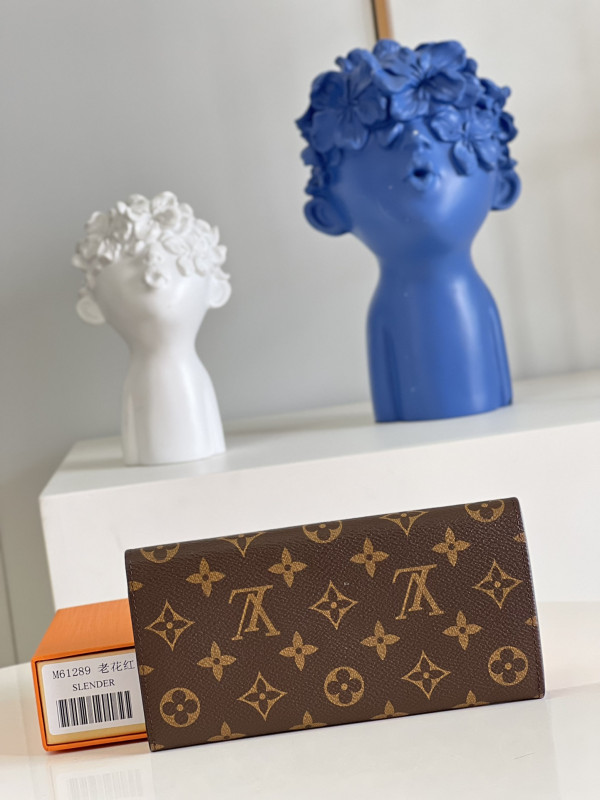 l**is V*t*n emilie wallet