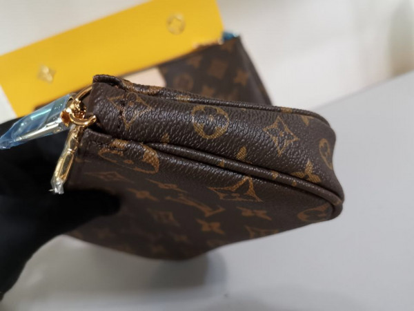 l**is V*t*n multi pochette accessoires - digital exclusive prelaunch