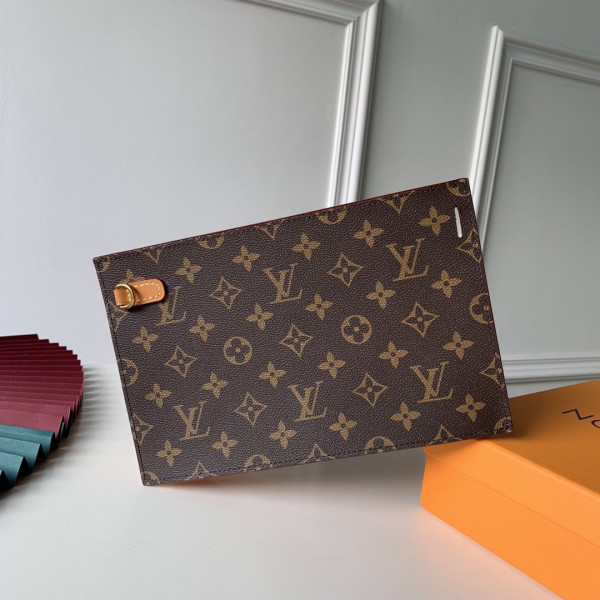 l**is V*t*n pouch